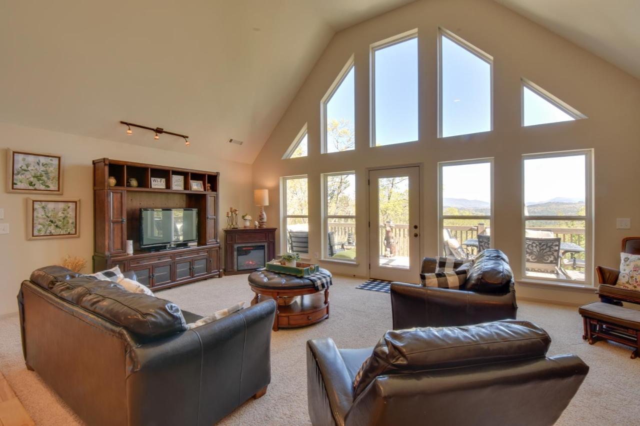 Lakemont Retreat Game Room, Hot Tub, And Mtn Views! Екстериор снимка