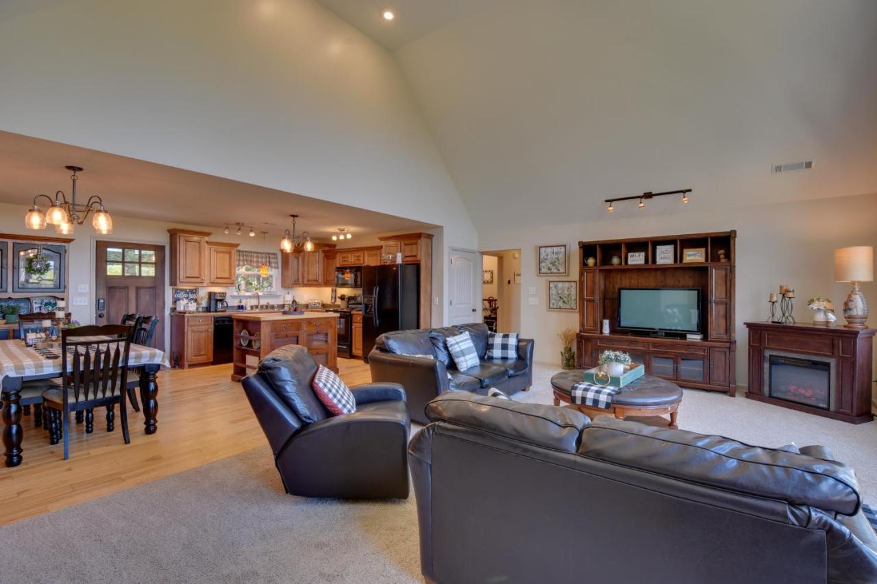 Lakemont Retreat Game Room, Hot Tub, And Mtn Views! Екстериор снимка