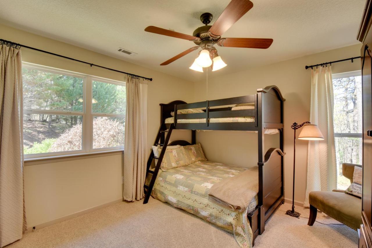 Lakemont Retreat Game Room, Hot Tub, And Mtn Views! Екстериор снимка
