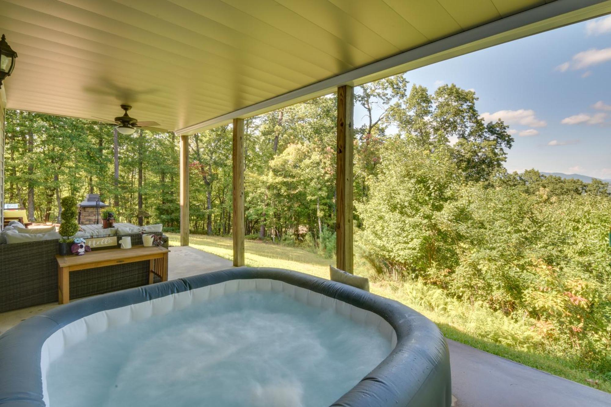 Lakemont Retreat Game Room, Hot Tub, And Mtn Views! Екстериор снимка