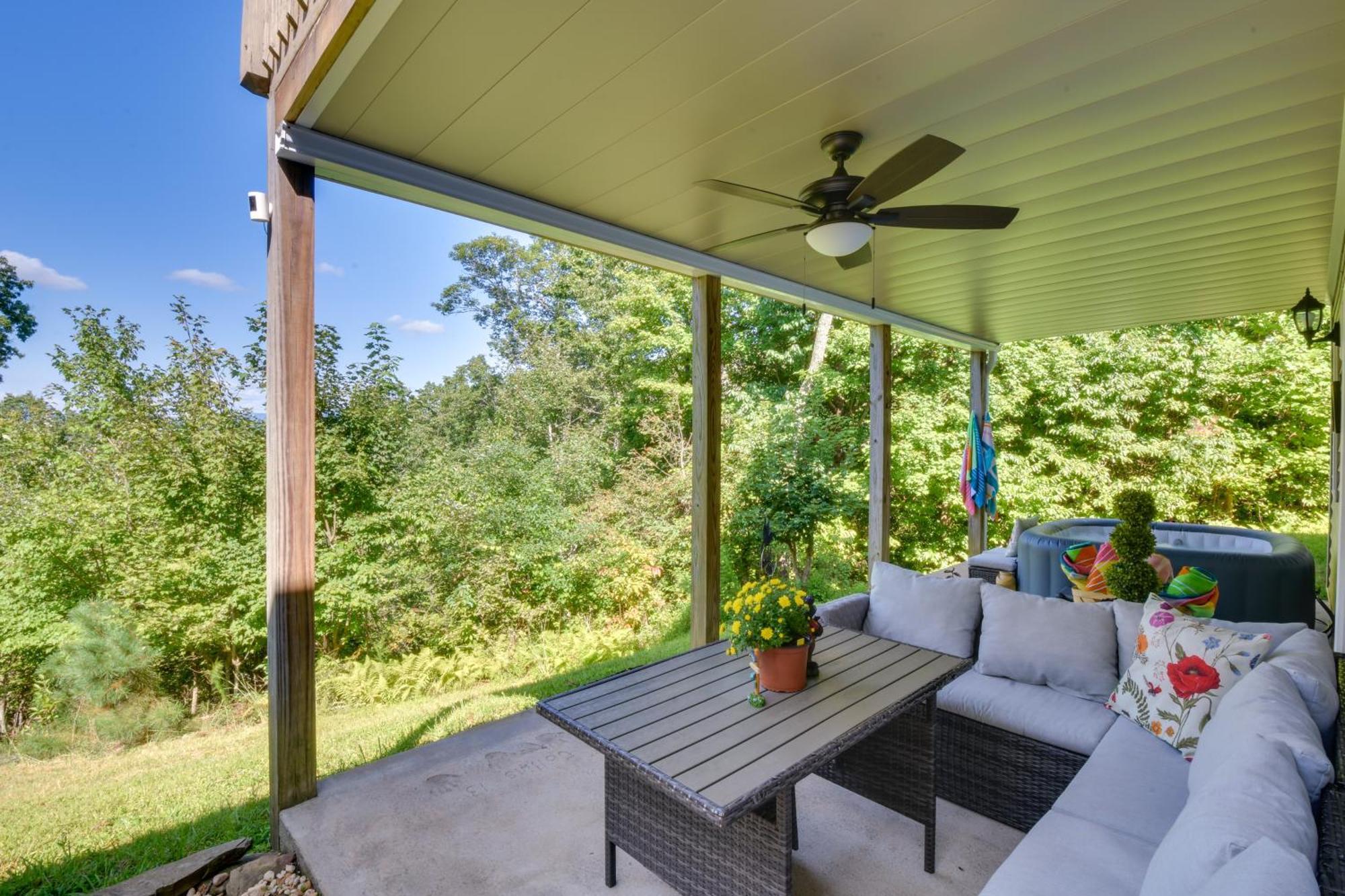Lakemont Retreat Game Room, Hot Tub, And Mtn Views! Екстериор снимка